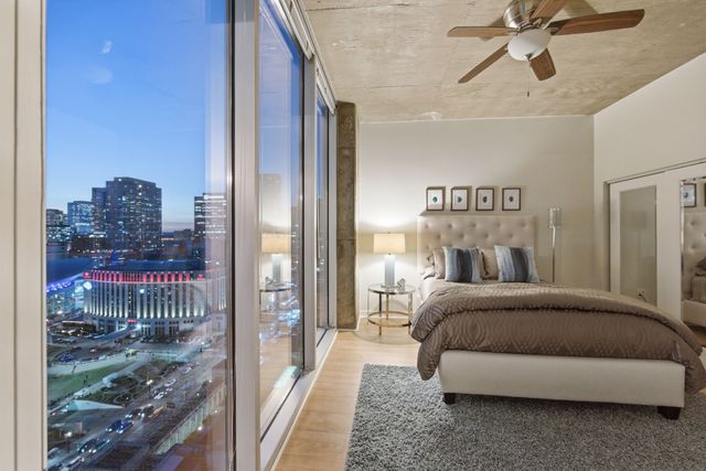 301 Demonbreun St Unit 1902, Nashville, TN 37201