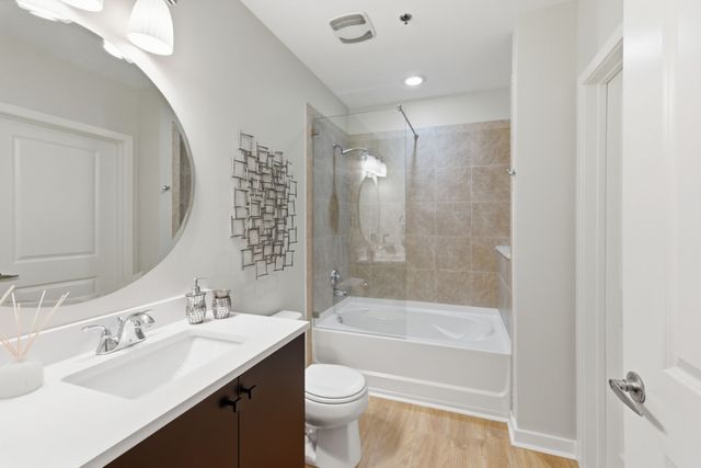 301 Demonbreun St Unit 1902, Nashville, TN 37201