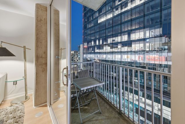 301 Demonbreun St Unit 1902, Nashville, TN 37201