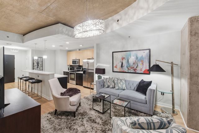 301 Demonbreun St Unit 1902, Nashville, TN 37201