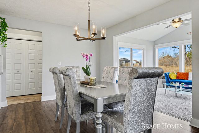 2929 E Morgan Trail, Rockford, MI 49341