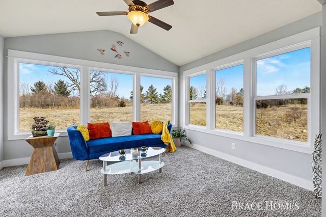 2929 E Morgan Trail, Rockford, MI 49341