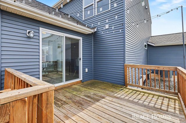 2929 E Morgan Trail, Rockford, MI 49341