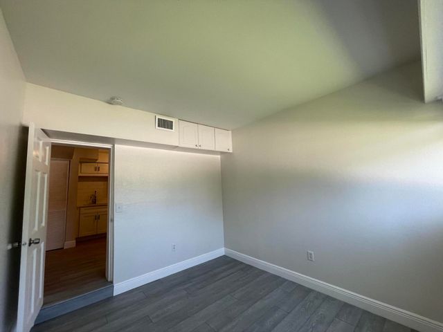 701 SE 4th Street Apt West, Boynton Beach, FL 33435