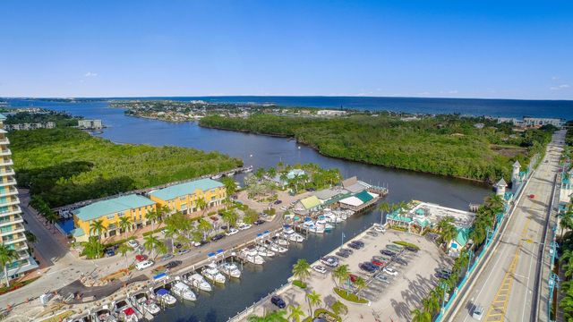 701 SE 4th Street Apt West, Boynton Beach, FL 33435