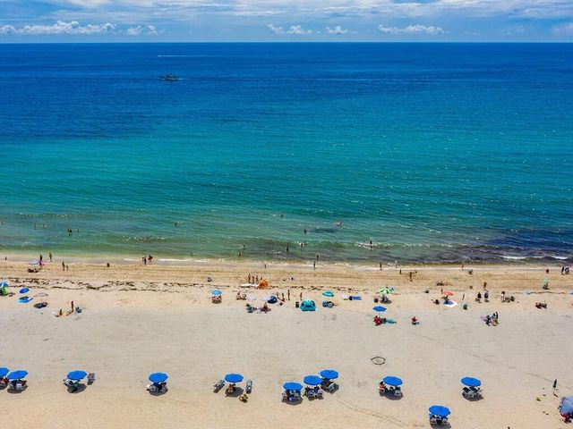 701 SE 4th Street Apt West, Boynton Beach, FL 33435