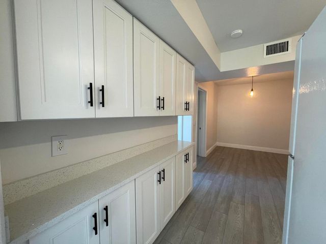 701 SE 4th Street Apt West, Boynton Beach, FL 33435