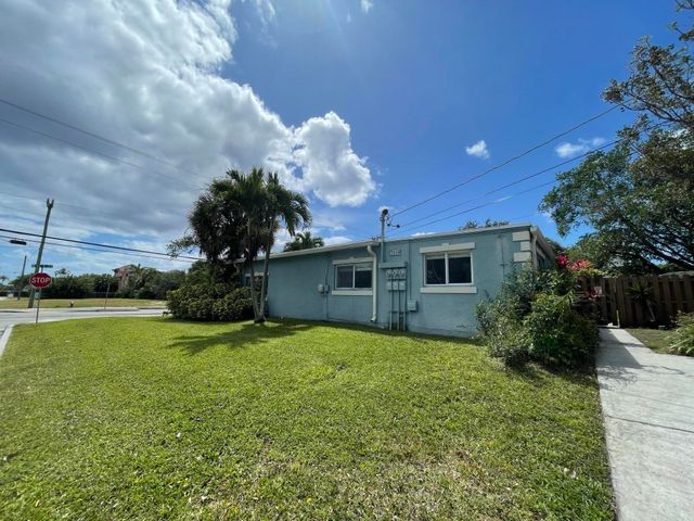 701 SE 4th Street Apt West, Boynton Beach, FL 33435