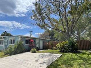 701 SE 4th Street Apt West, Boynton Beach, FL 33435