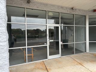 1853 W Ehringhaus Street, Elizabeth City, NC 27909