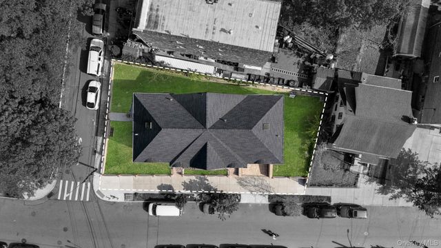 85-02 165th Street, Jamaica Hills, NY 11432