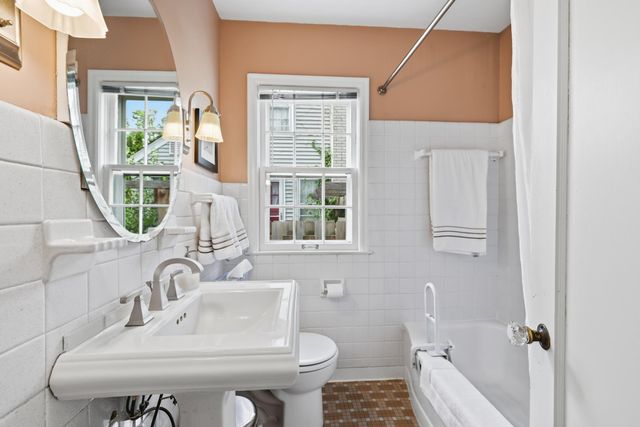 5440 Logan Avenue S, Minneapolis, MN 55419