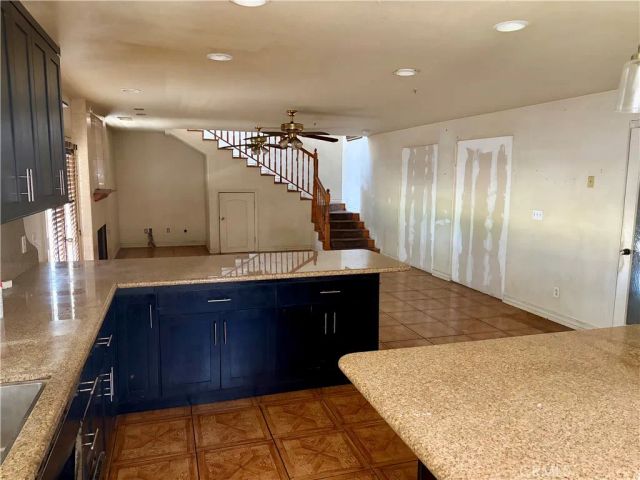 1042 W Mcfadden, Santa Ana, CA 92707