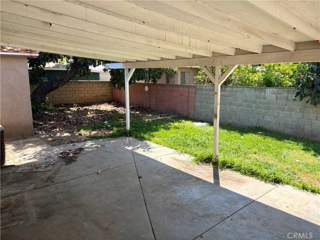 1042 W Mcfadden, Santa Ana, CA 92707