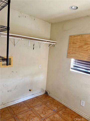 1042 W Mcfadden, Santa Ana, CA 92707