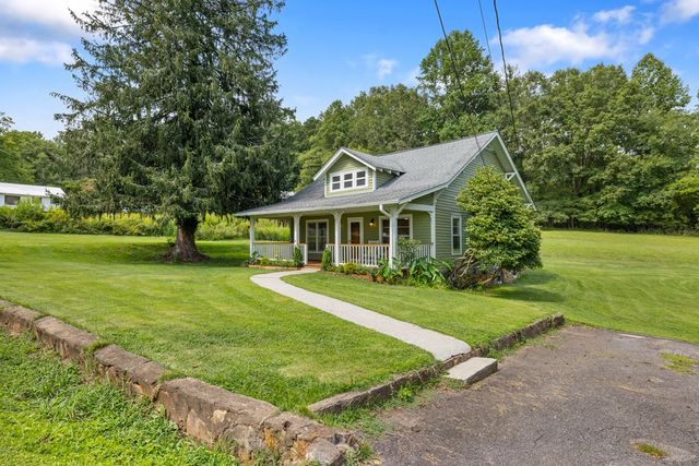 364 Hiawassee Street, Hayesville, NC 28904