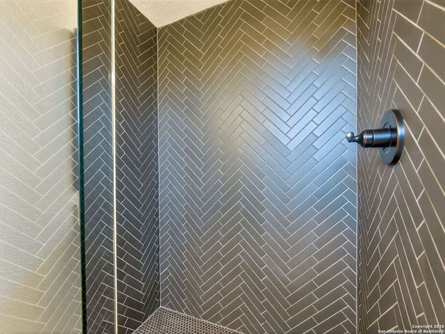 166 Lovera Blvd, San Antonio, TX 78212