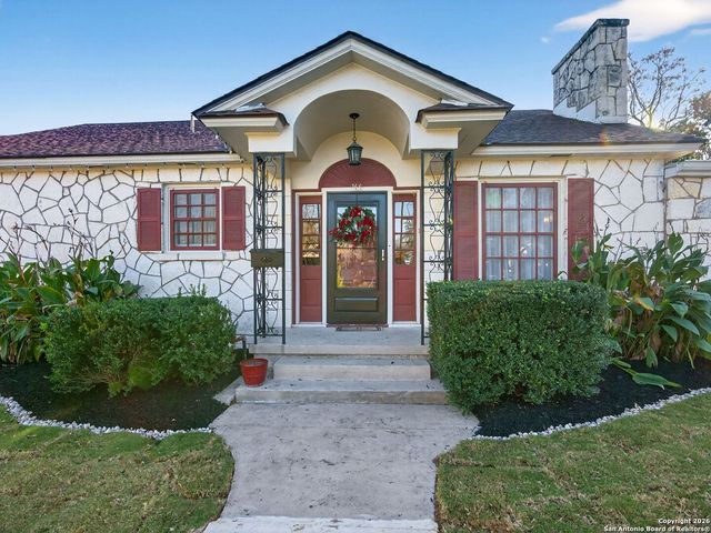 166 Lovera Blvd, San Antonio, TX 78212