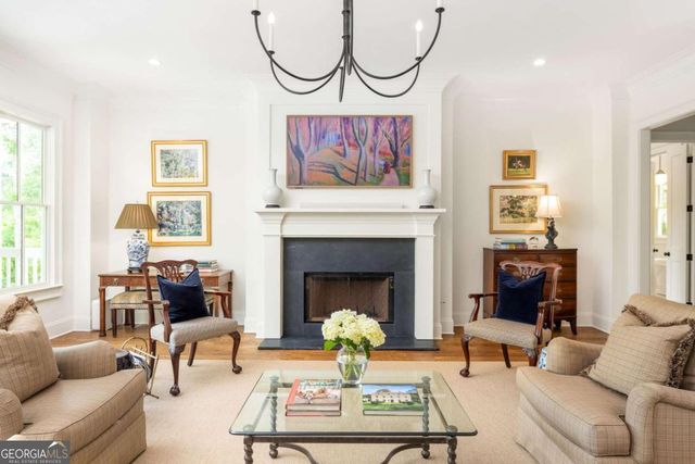 10504 Serenbe Lane, Chattahoochee Hills, GA 30268