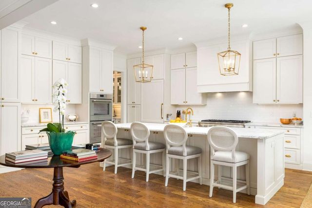 10504 Serenbe Lane, Chattahoochee Hills, GA 30268