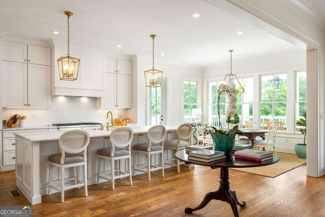 10504 Serenbe Lane, Chattahoochee Hills, GA 30268