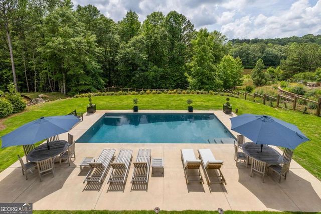 10504 Serenbe Lane, Chattahoochee Hills, GA 30268