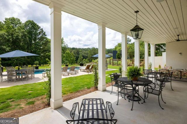 10504 Serenbe Lane, Chattahoochee Hills, GA 30268