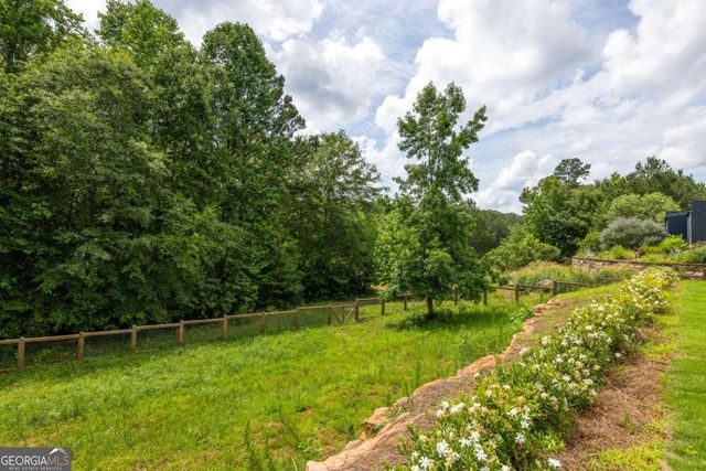 10504 Serenbe Lane, Chattahoochee Hills, GA 30268