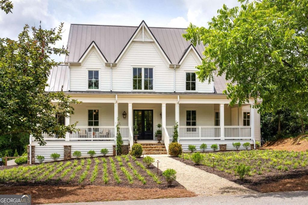 10504 Serenbe Lane, Chattahoochee Hills, GA 30268