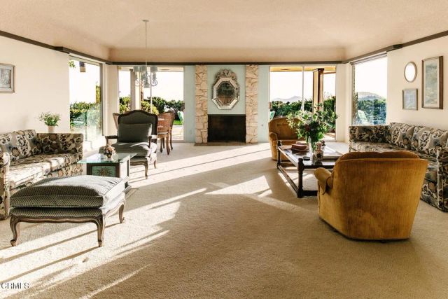 5703 Catherwood Drive, La Canada Flintridge, CA 91011