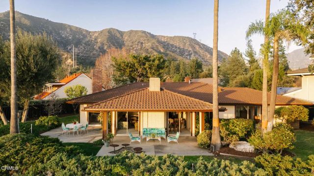 5703 Catherwood Drive, La Canada Flintridge, CA 91011