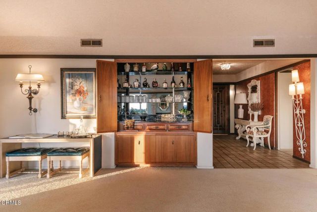 5703 Catherwood Drive, La Canada Flintridge, CA 91011