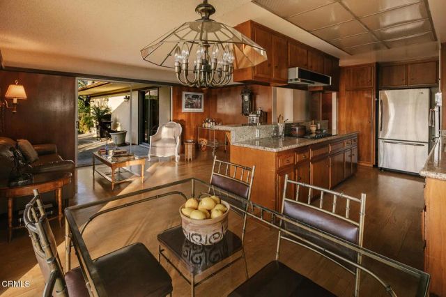 5703 Catherwood Drive, La Canada Flintridge, CA 91011