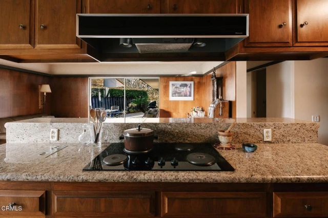 5703 Catherwood Drive, La Canada Flintridge, CA 91011