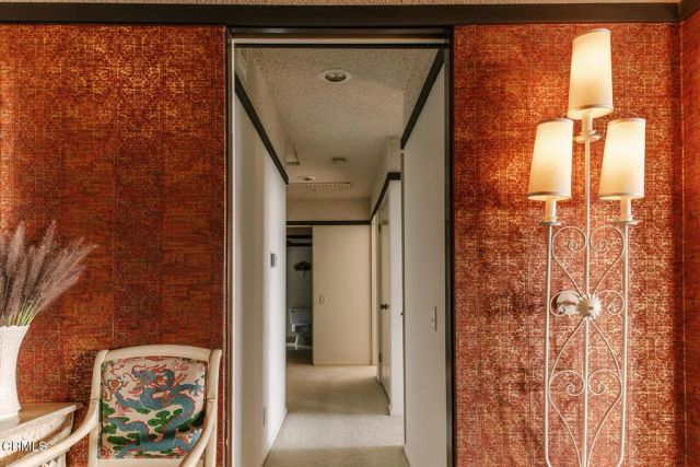 5703 Catherwood Drive, La Canada Flintridge, CA 91011