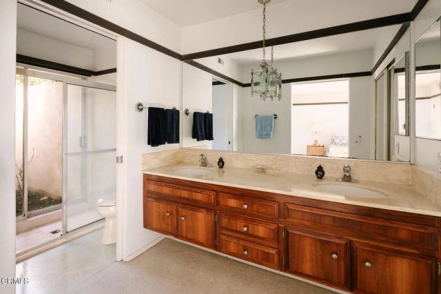 5703 Catherwood Drive, La Canada Flintridge, CA 91011