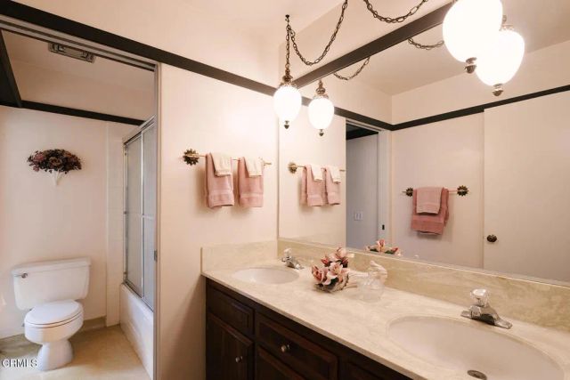 5703 Catherwood Drive, La Canada Flintridge, CA 91011