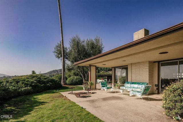 5703 Catherwood Drive, La Canada Flintridge, CA 91011