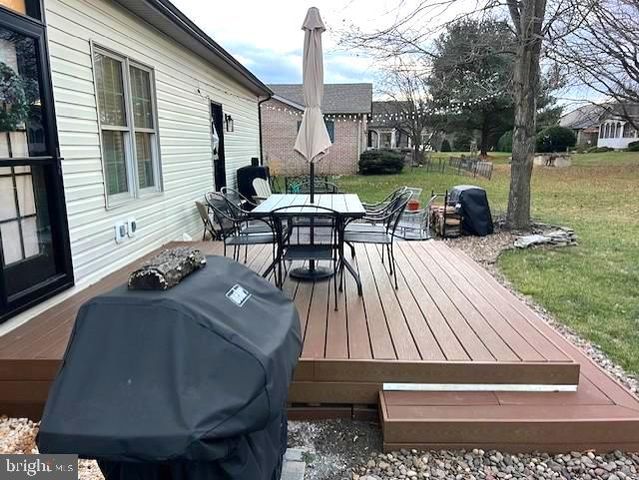 117 YALE LN, Falling Waters, WV 25419