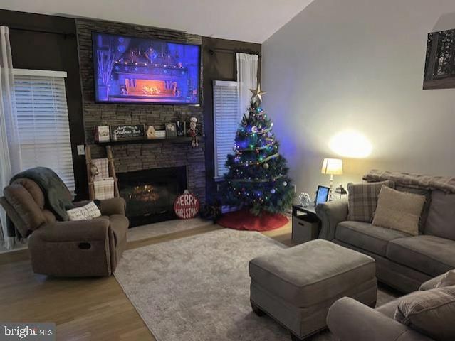 117 YALE LN, Falling Waters, WV 25419