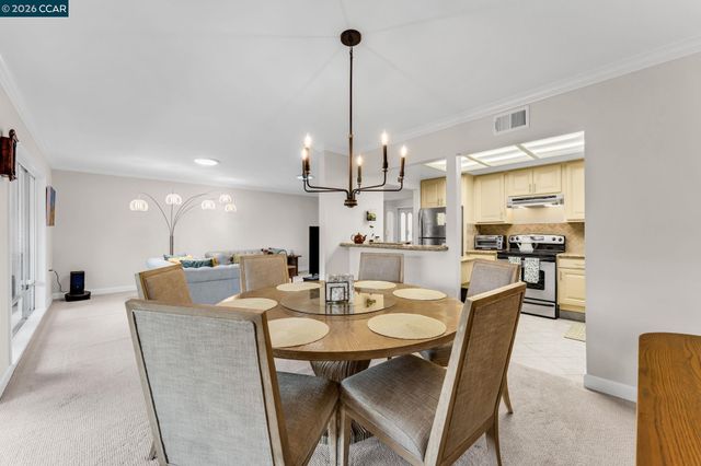 1935 Golden Rain Rd 1, Walnut Creek, CA 94595