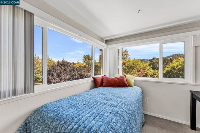 1935 Golden Rain Rd 1, Walnut Creek, CA 94595