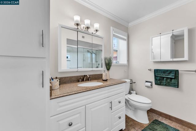 1935 Golden Rain Rd 1, Walnut Creek, CA 94595