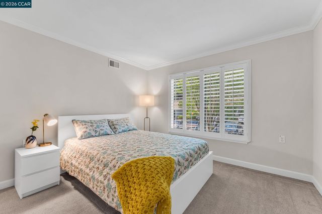 1935 Golden Rain Rd 1, Walnut Creek, CA 94595