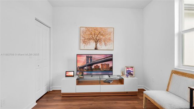 11968 NW 46th St, Coral Springs, FL 33076