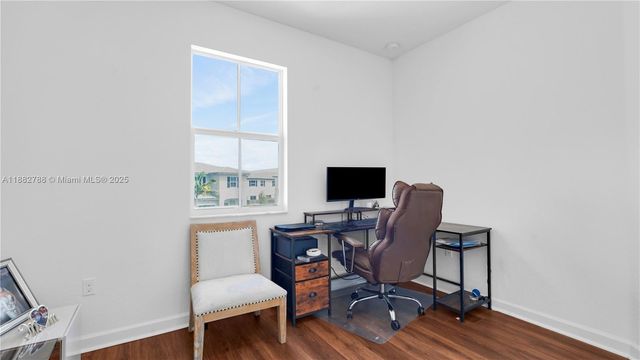 11968 NW 46th St, Coral Springs, FL 33076