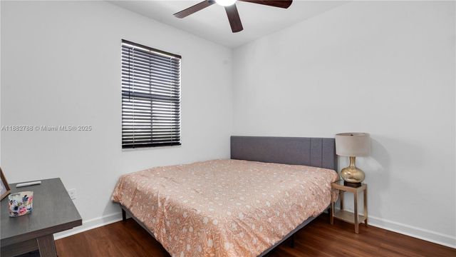 11968 NW 46th St, Coral Springs, FL 33076