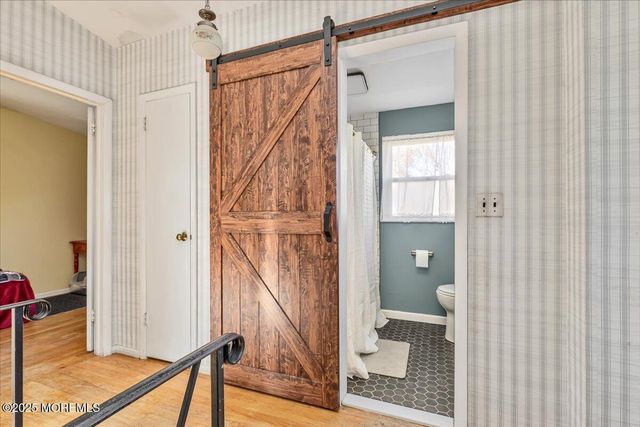 4 Lafayette Drive, Hazlet, NJ 07730