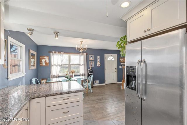 4 Lafayette Drive, Hazlet, NJ 07730