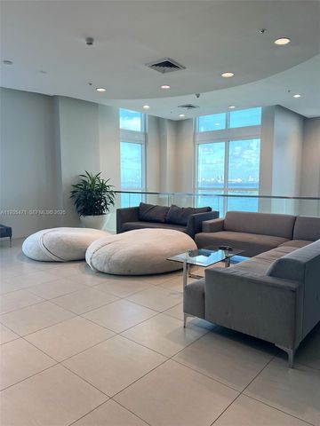 1900 N Bayshore Dr 2117, Miami, FL 33132